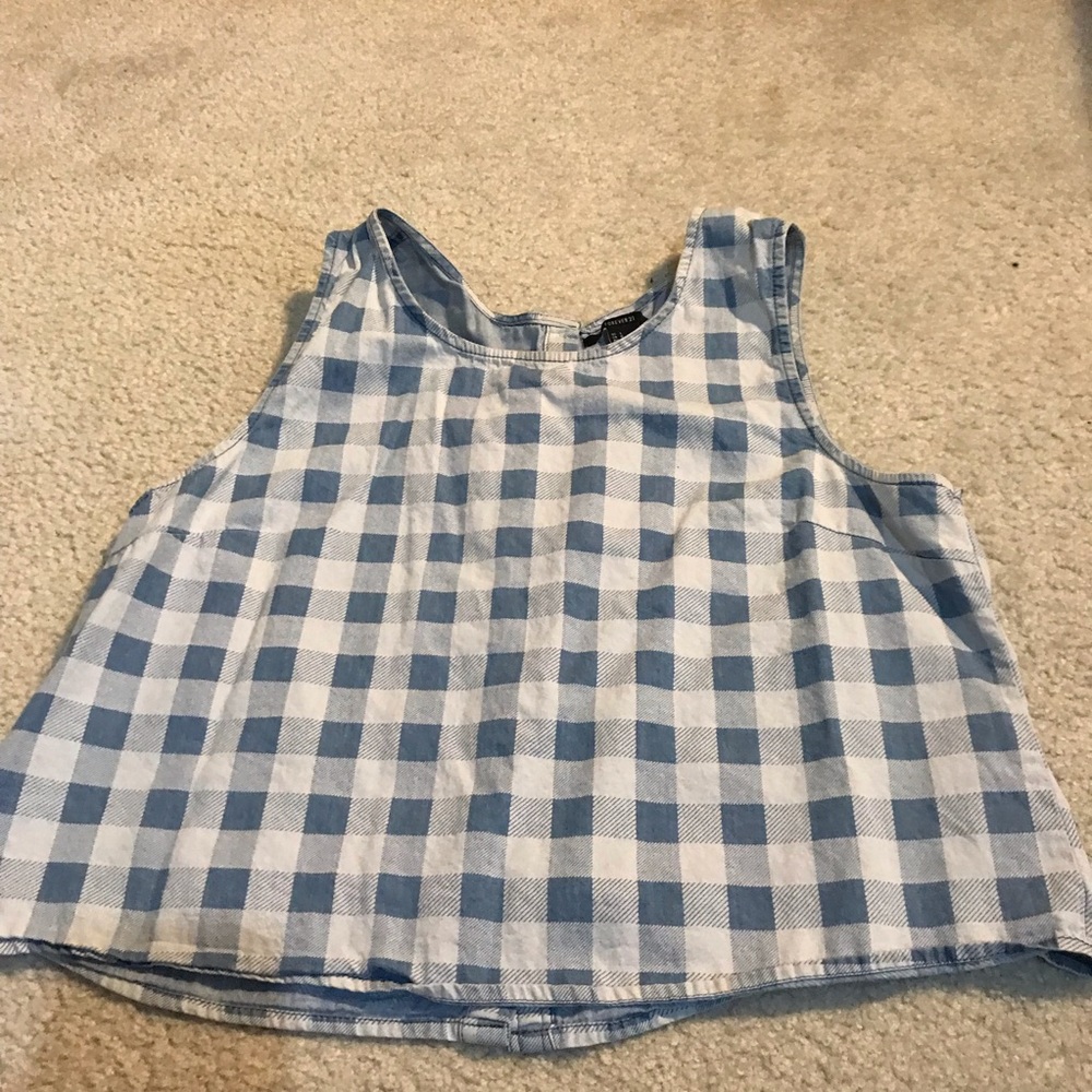Forever 21 semi cropped high neck top